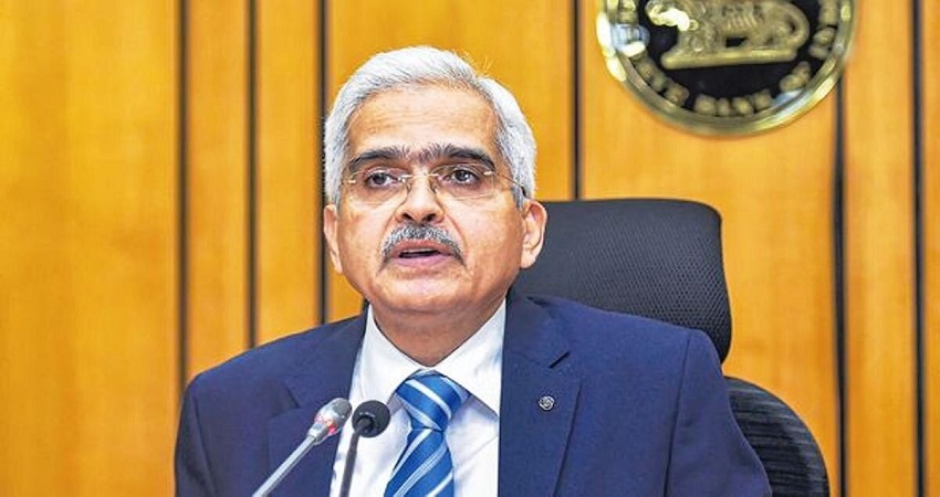 RBI गर्वनर शशिकांत दास ने पेट्रोल-डीजल पर की टिप्पणी, बोले-सरकार कम करे टैक्स RBI गर्वनर शशिकांत दास ने पेट्रोल-डीजल पर की टिप्पणी, बोले-सरकार कम करे टैक्स
